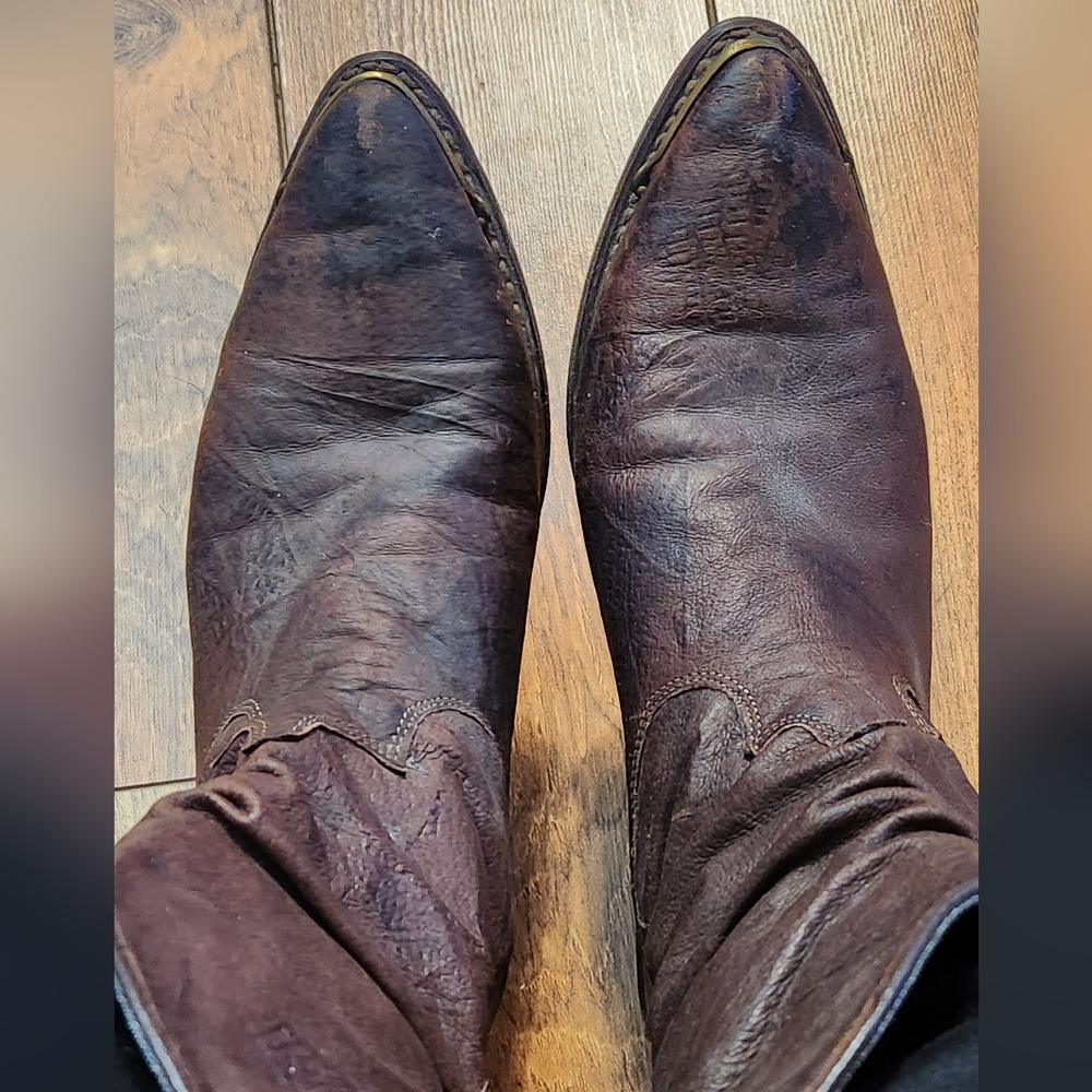Dingo Ladies Dark Brown Leather Boots ,size 8